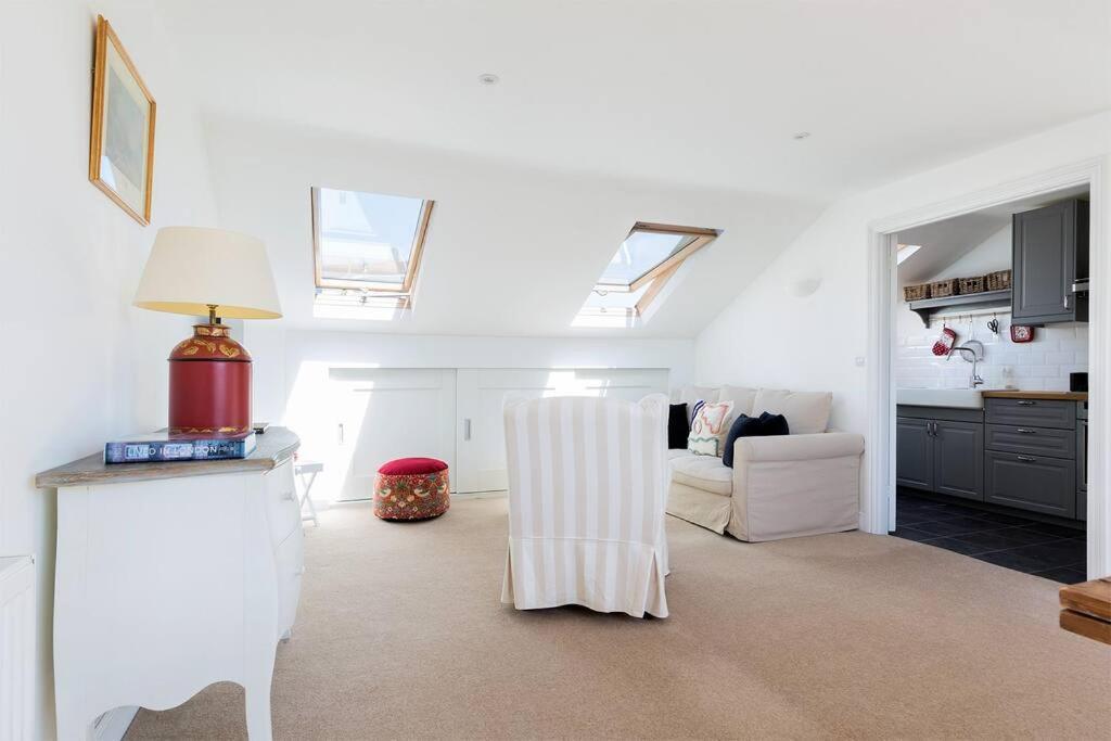 Spacious 3 Bedroom Flat With Terrace Londres Exterior foto